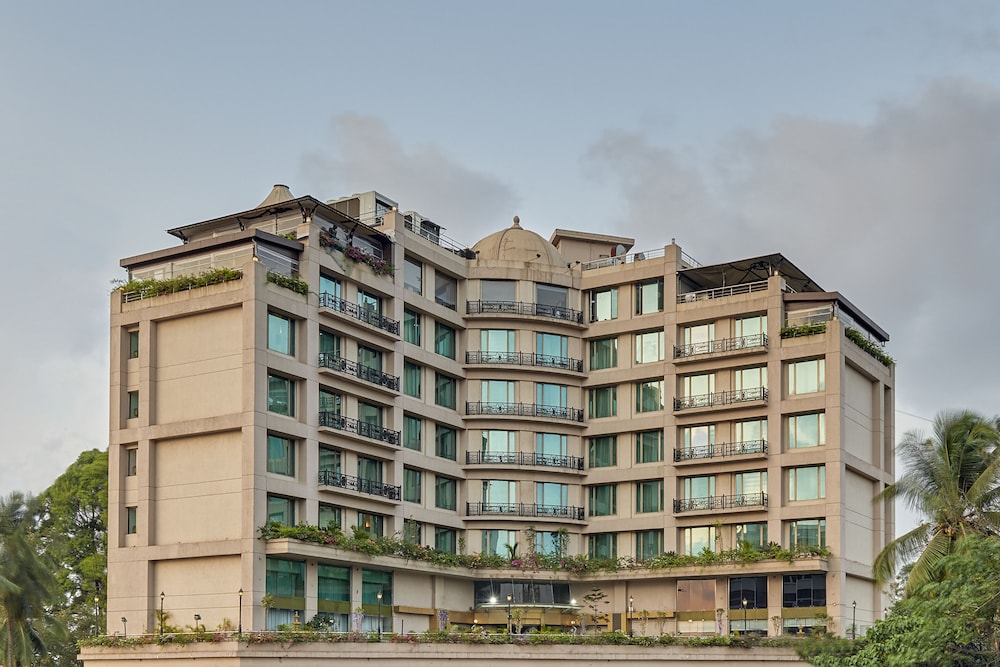 Goldfinch Hotel Mangaluru in MANGALORE
