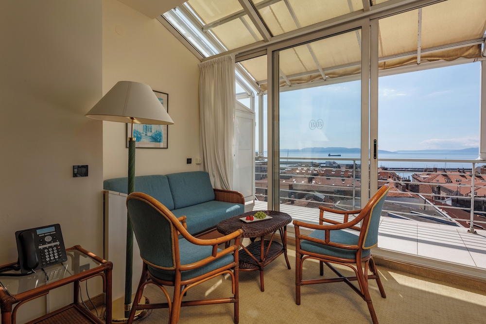 Grand Hotel Bonavia 52/74