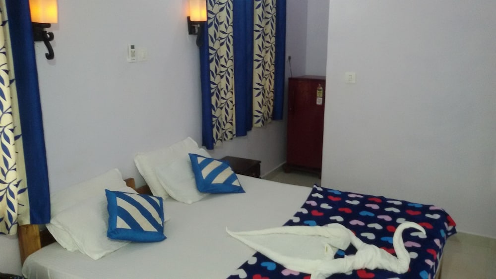 Swati Hotel 20/72