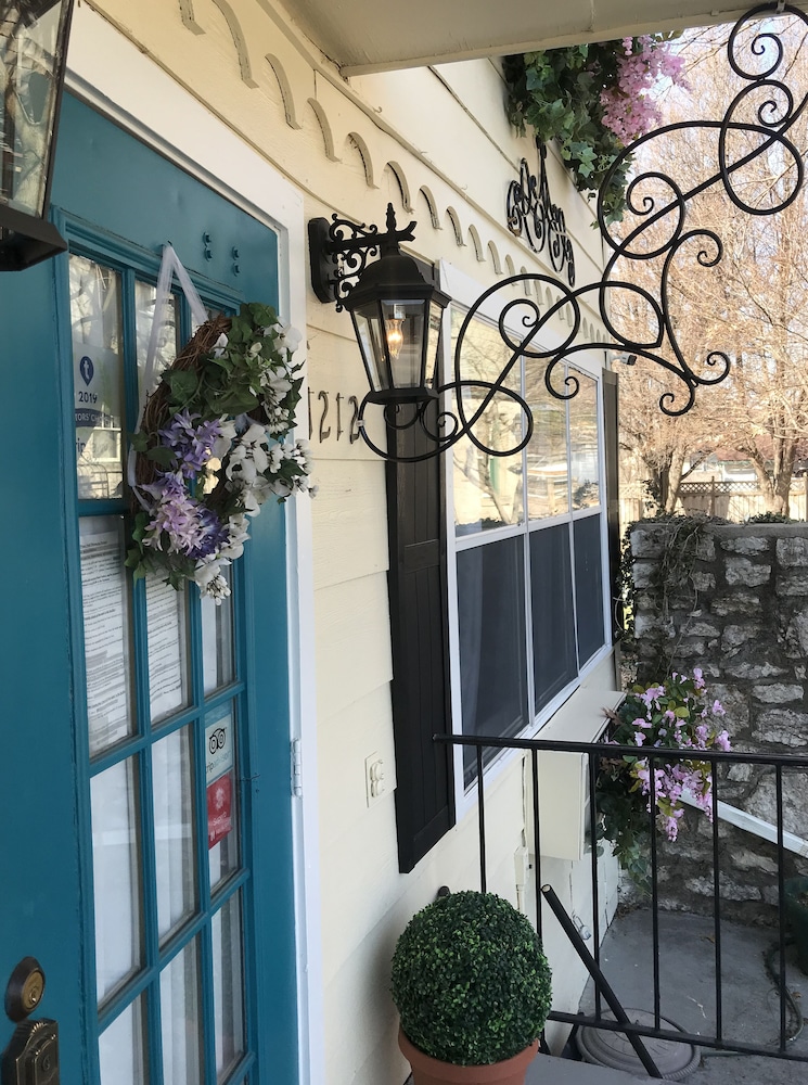 Woodstock Inn B&B 37/50