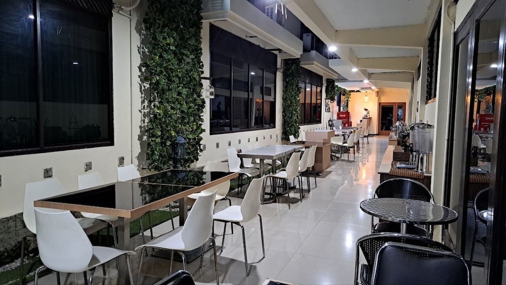 Permata Hijau Hotel 40/50