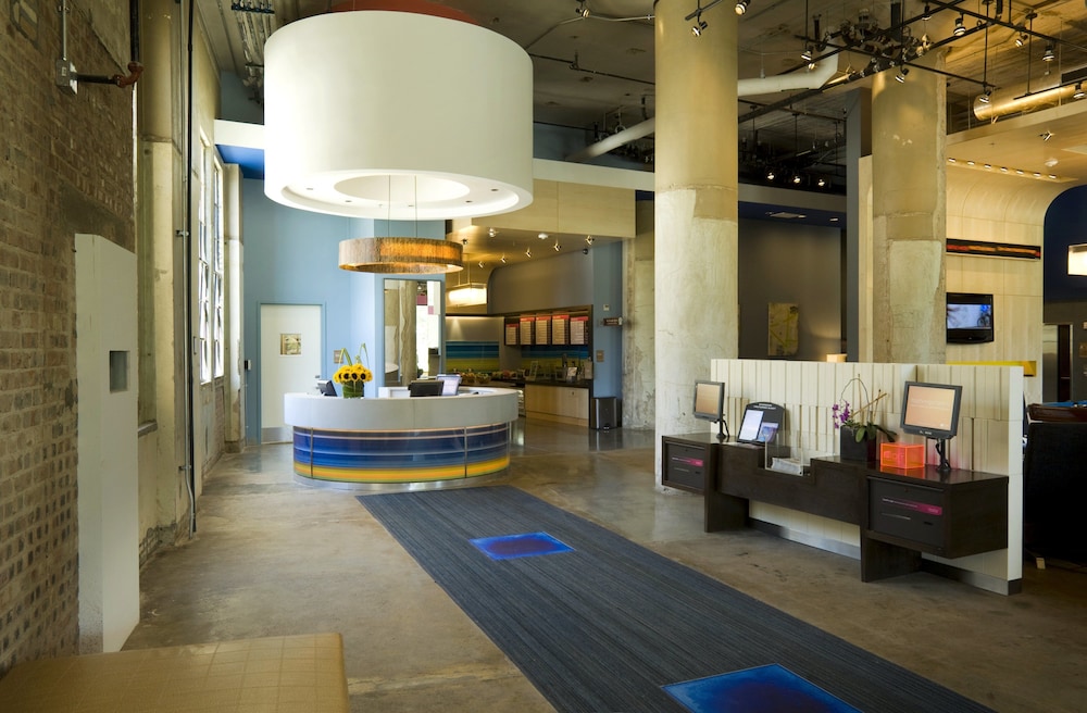 Aloft Dallas Downtown 7/49
