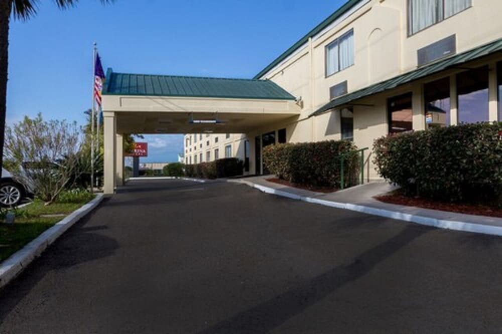 Marina Motel Chalmette 48/55