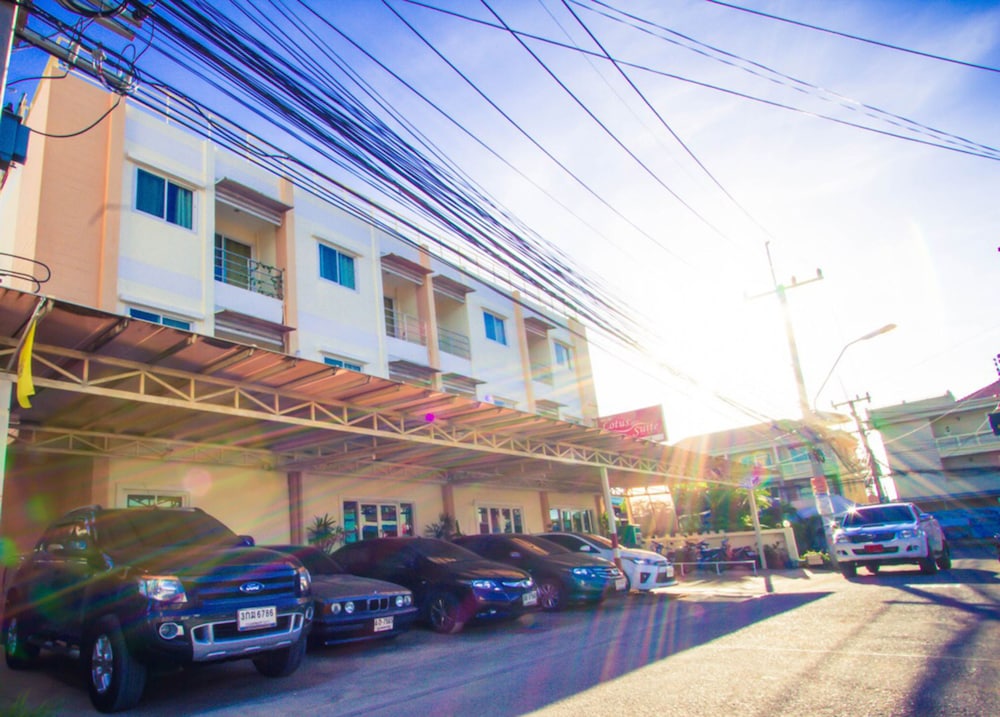 Lotus Suite Hua Hin 65/68