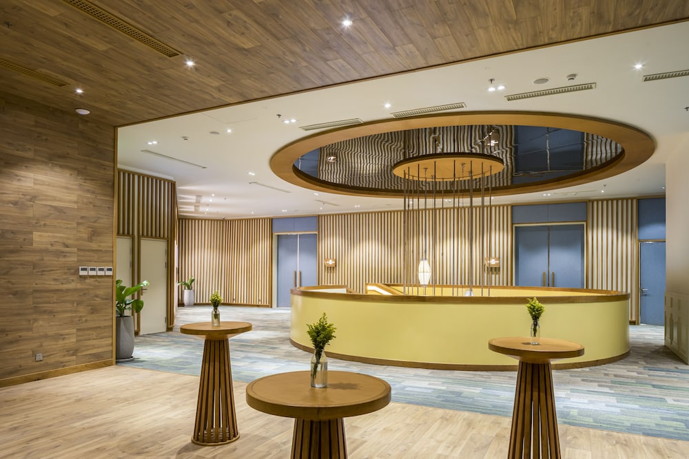 Fusion Suites Vung Tau 8/70