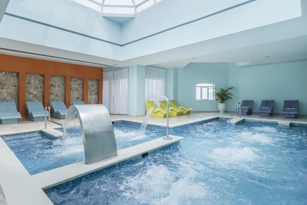 Iberostar Waves Rose Hall Beach All Inclusive 19/50