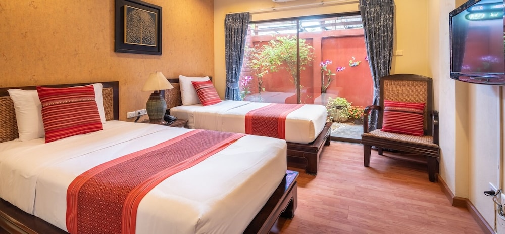 CHIANG MAI THAI HOUSE 18/71