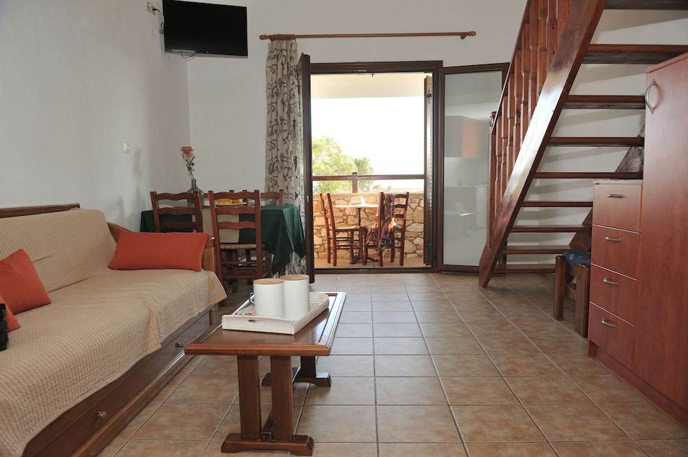 Villa Maraki 44/68