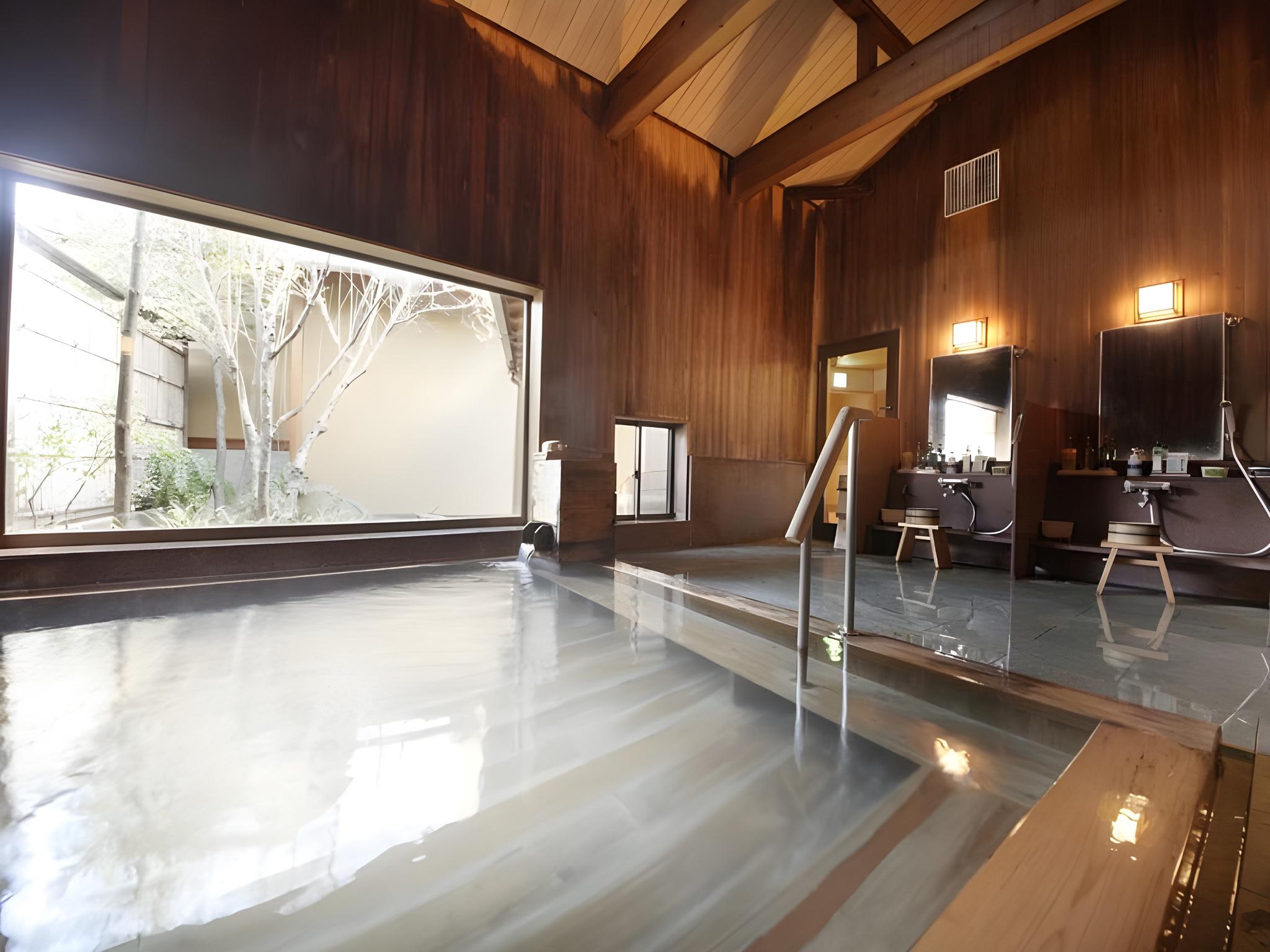 Bessyo Onsen Kannonsama Tonari Kashiwaya Honten 14/30