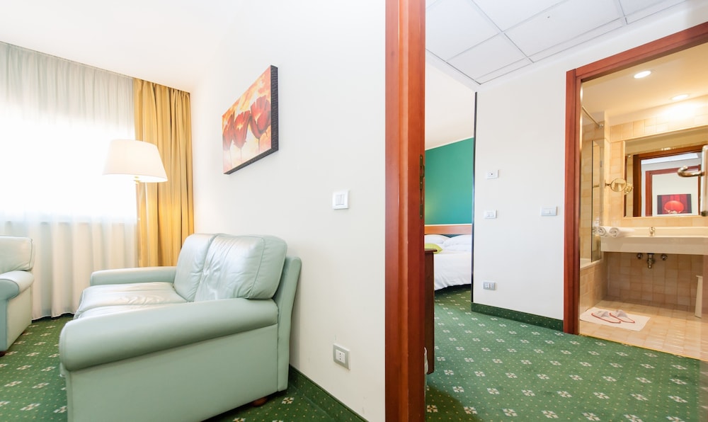 BV Oly Hotel 26/54