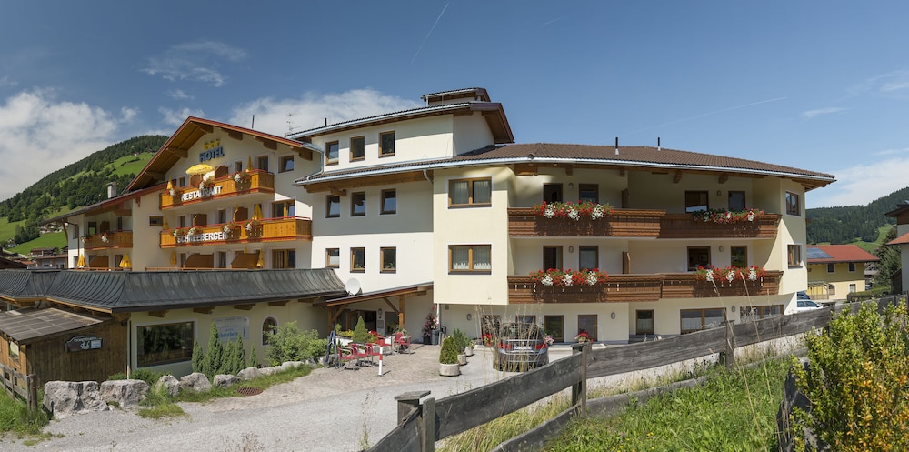 Hotel Schneeberger 1/75