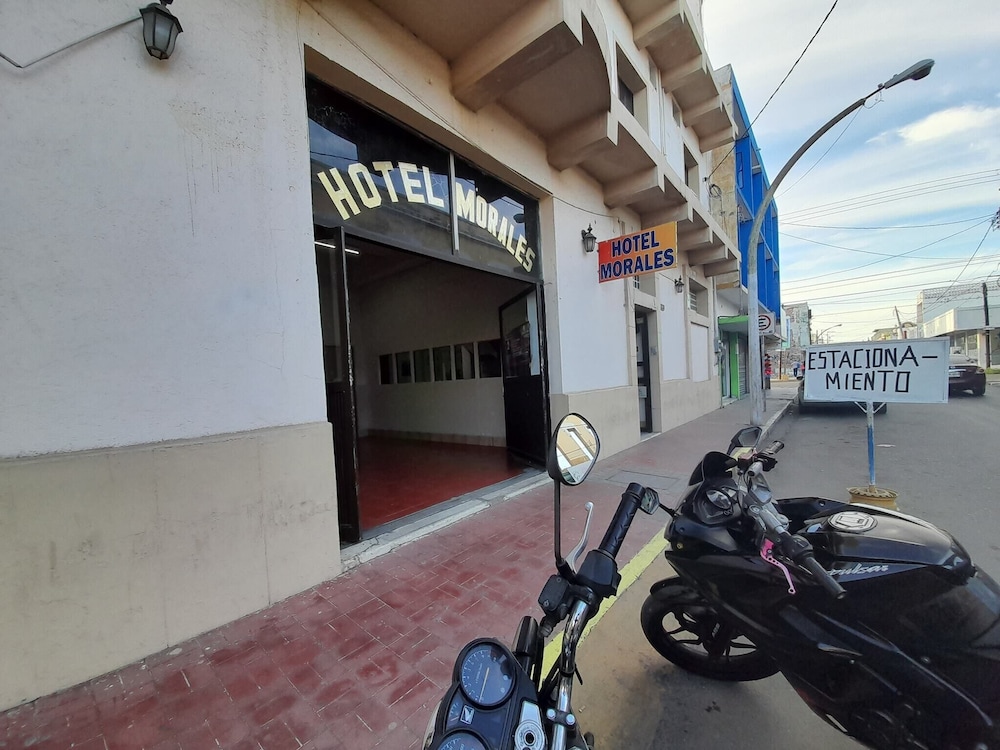 Morales Inn 26/31