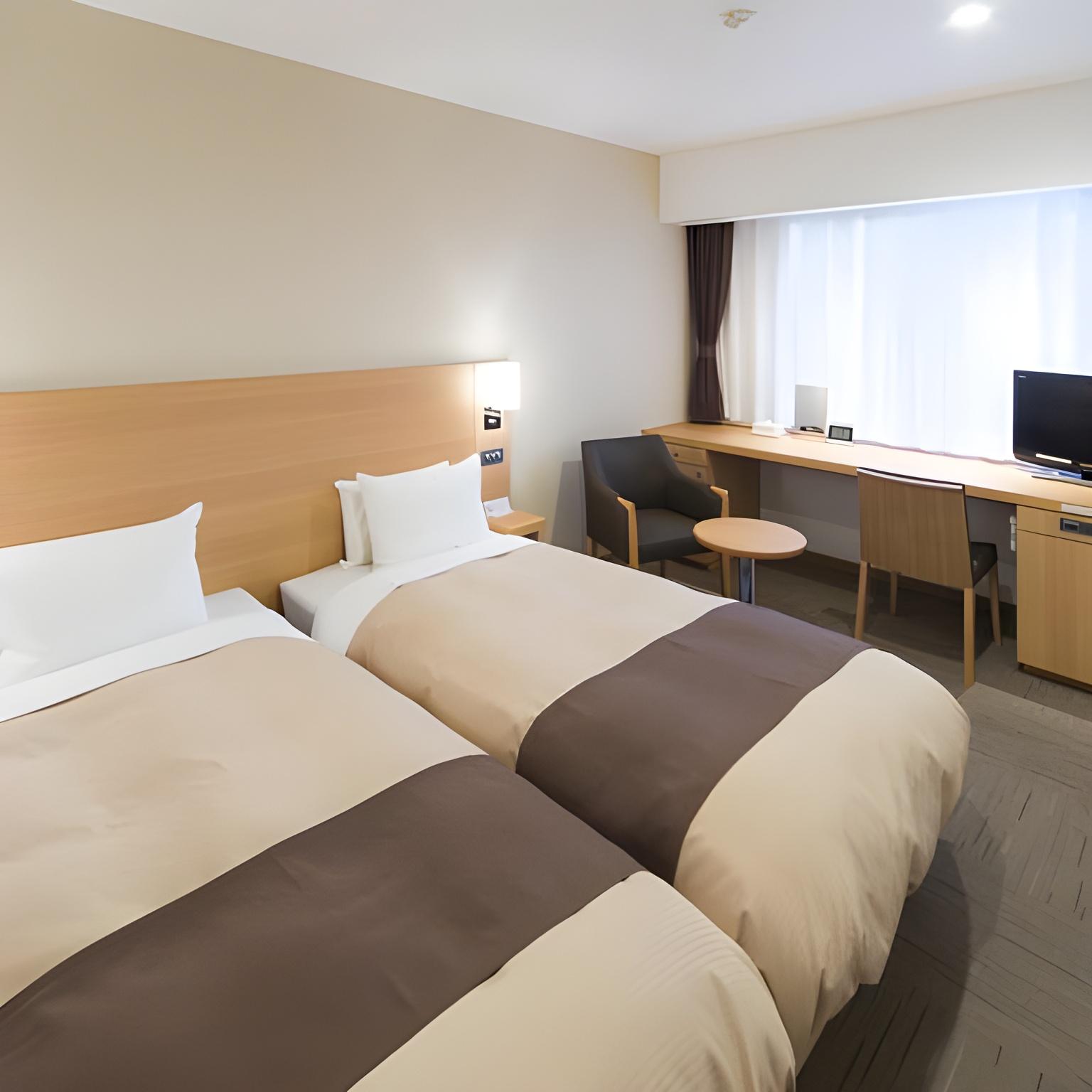Hollywood, Standard, Twin Beds