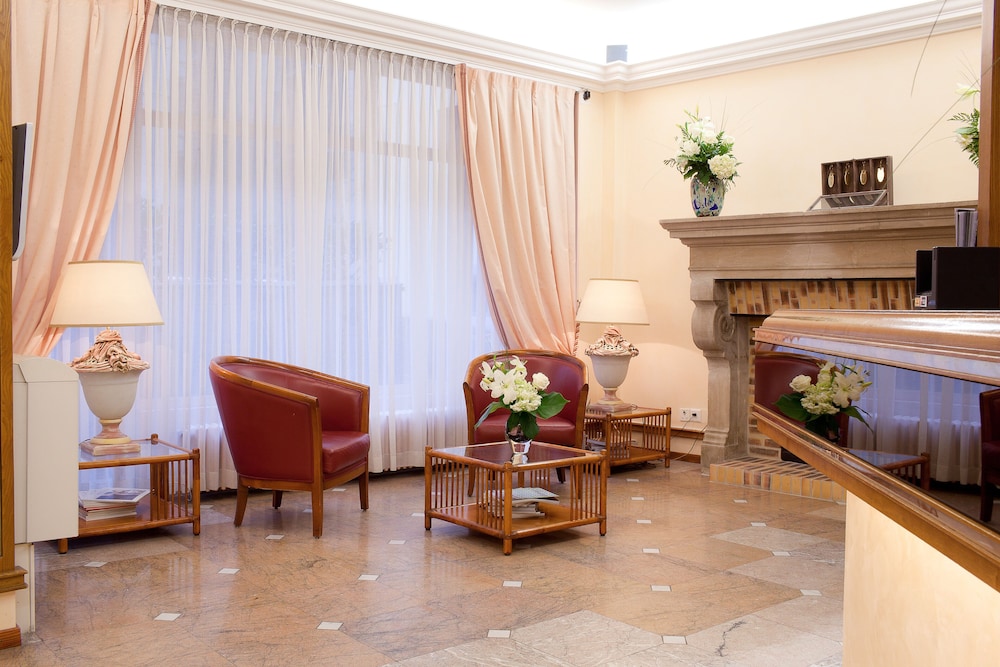 Hotel Sagitta 16/25