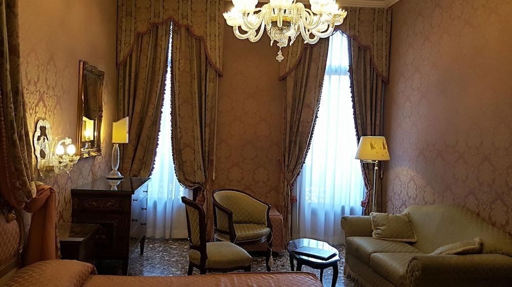 Casa Pisani Canal 51/66