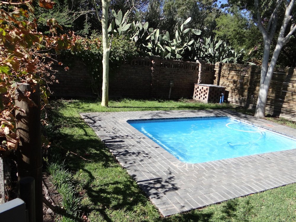 La Paix Guest House 40/49