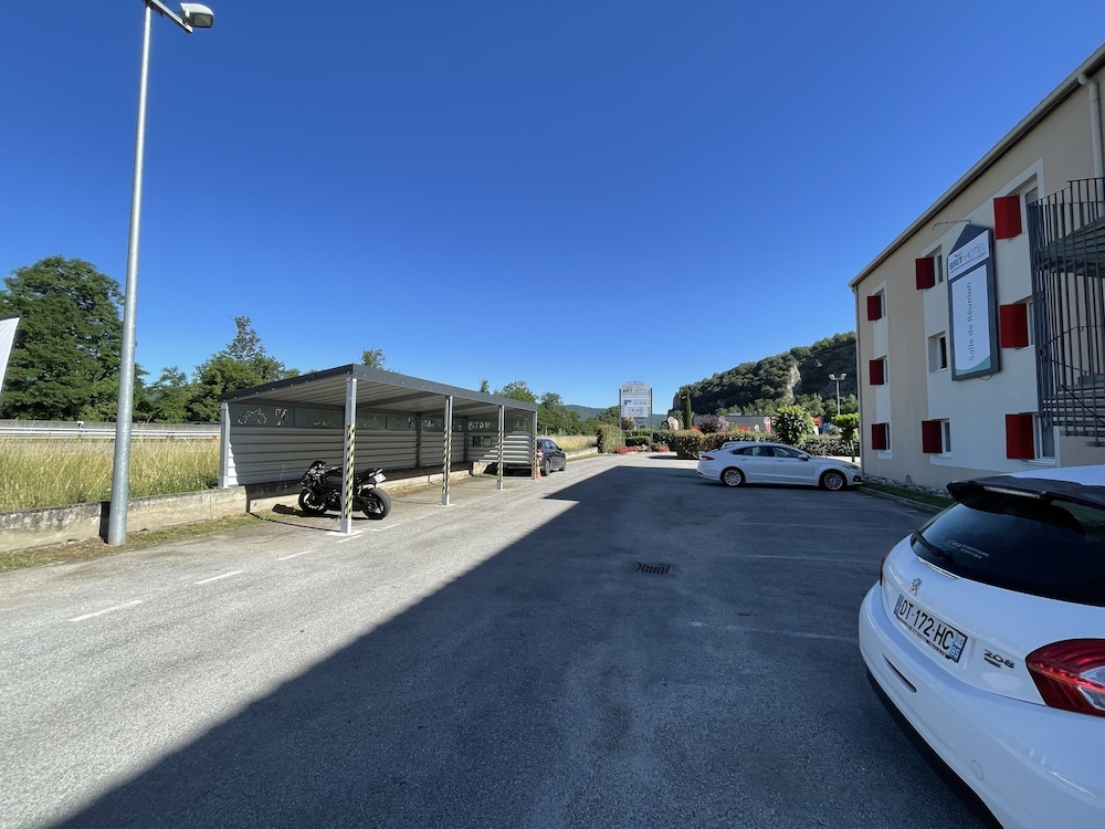 Hotel Balladins Foix 54/60