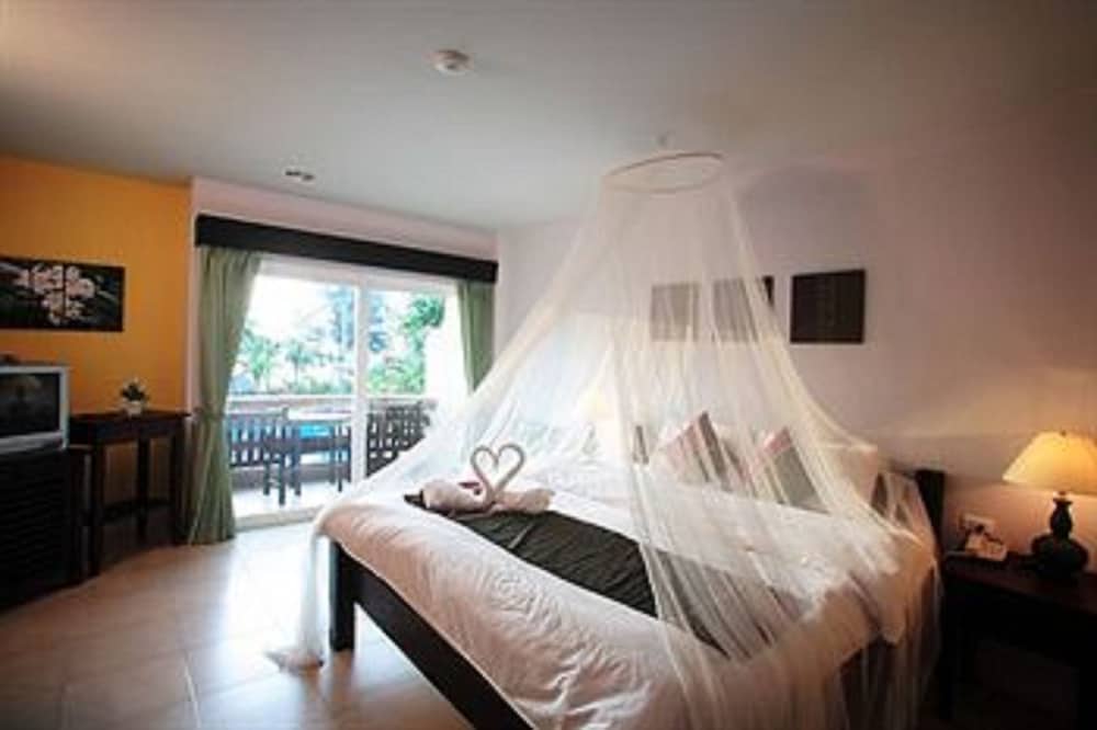 Bacchus Home Resort 29/77