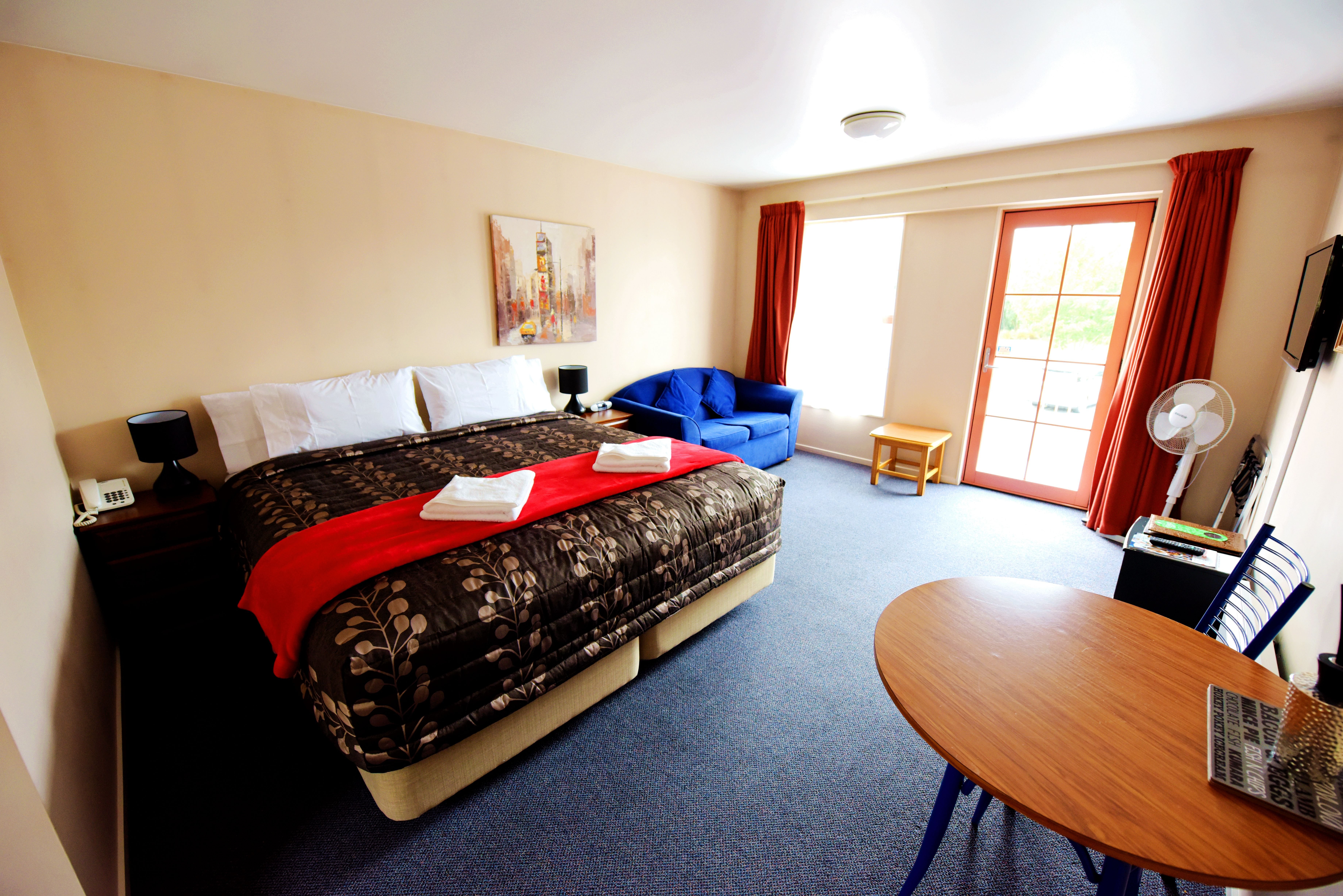 Addington Stadium Motel 8/38
