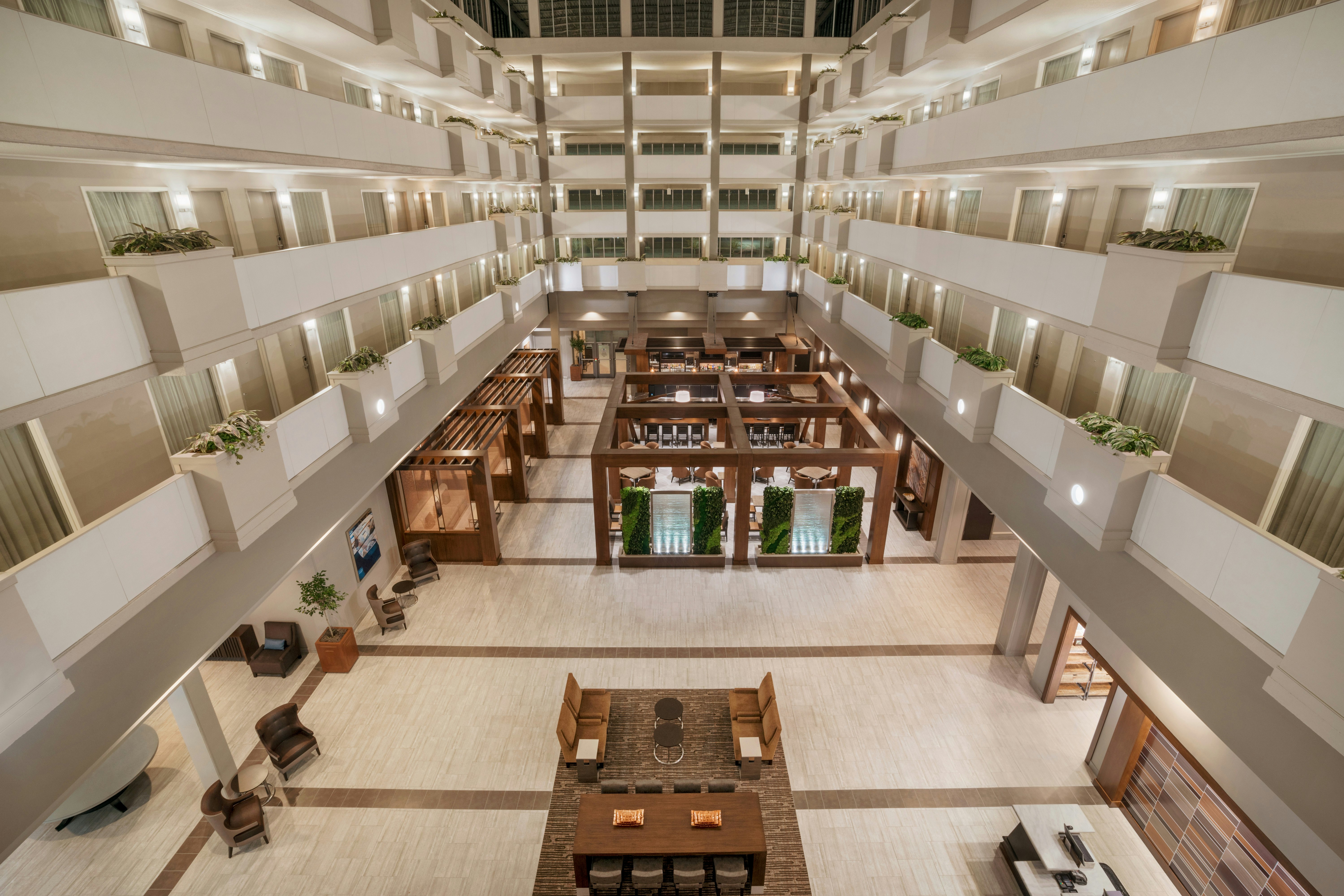 Embassy Suites Brunswick 24/55