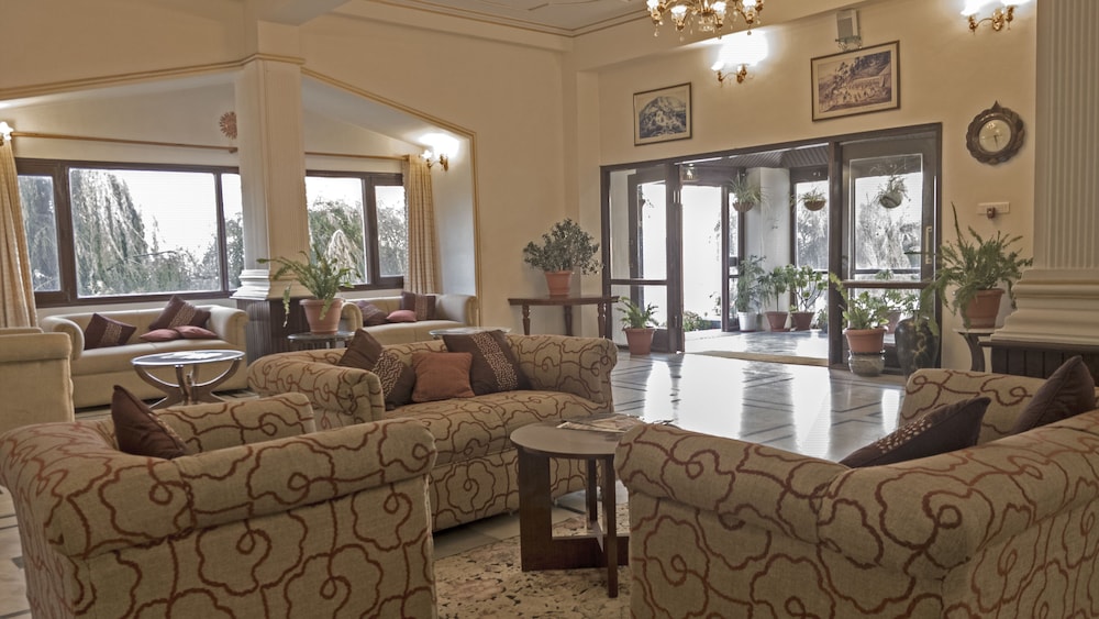 Whistling Pines Resort 27/50