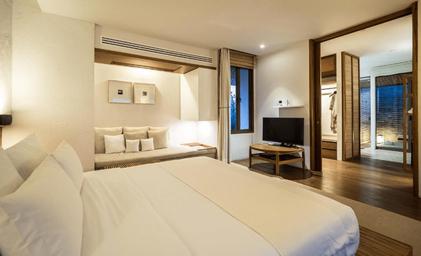 Suite, Ocean Bed, Hot Tub