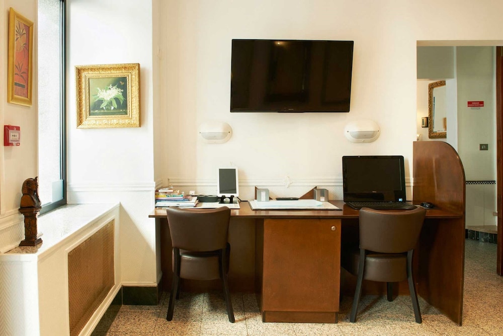 Hotel Darcet Paris 29/37
