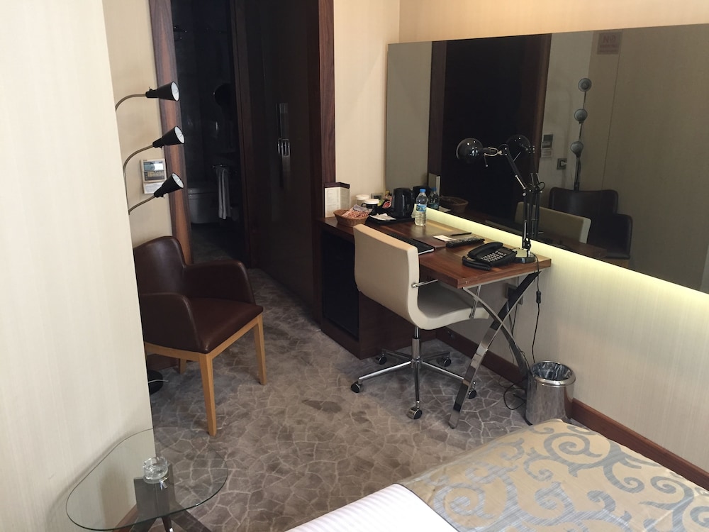 Inera Hotel 36/42