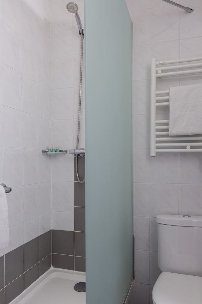 B&B HOTEL Colmar Lumiere 48/49