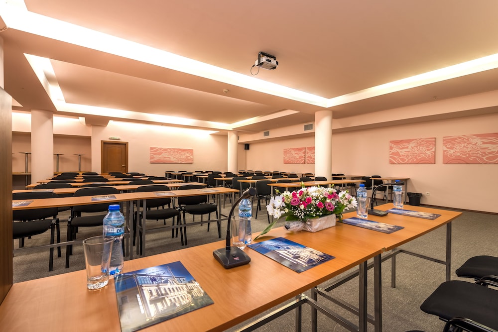 Sveta Sofia Hotel 56/65