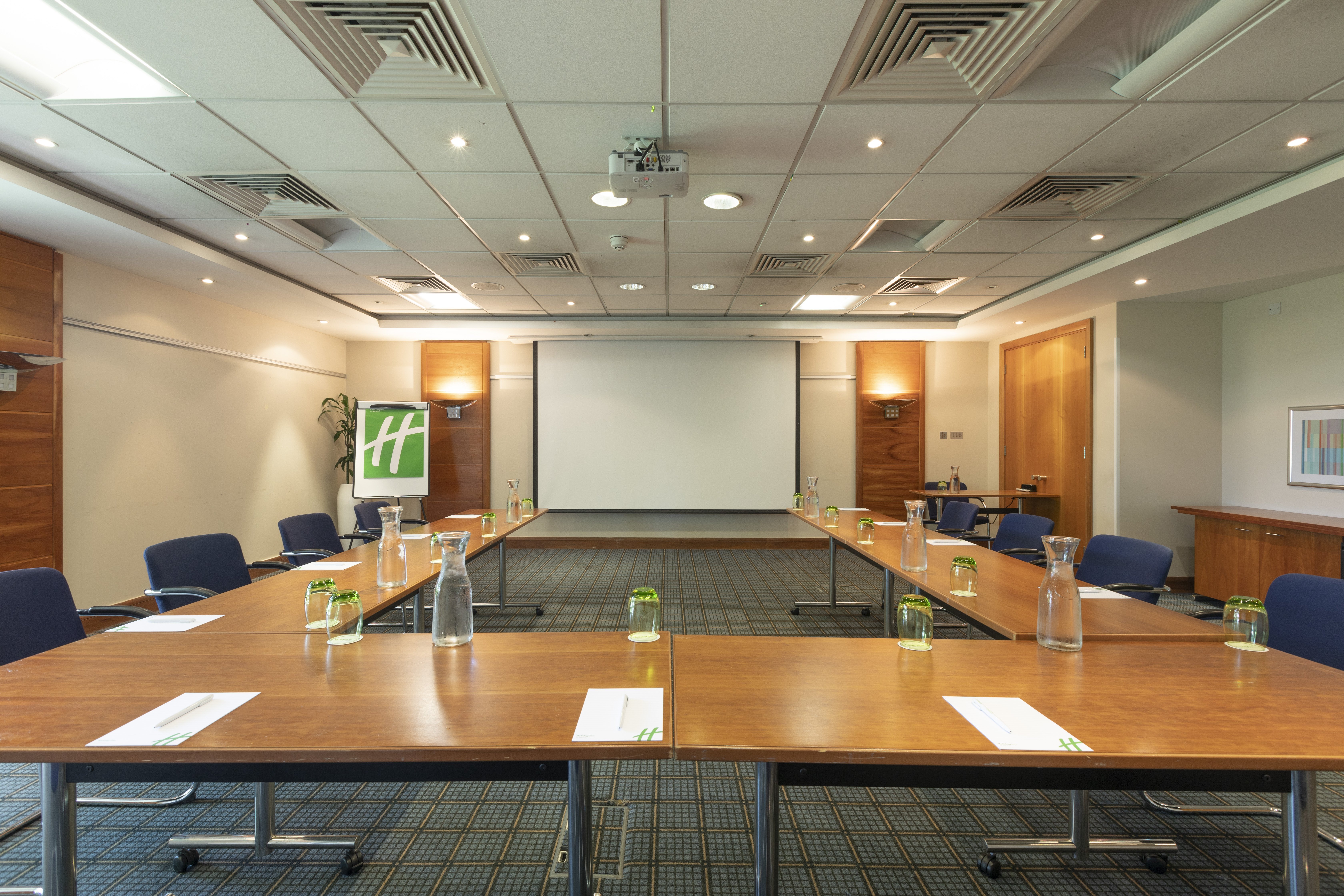 Holiday Inn Guildford 61/71