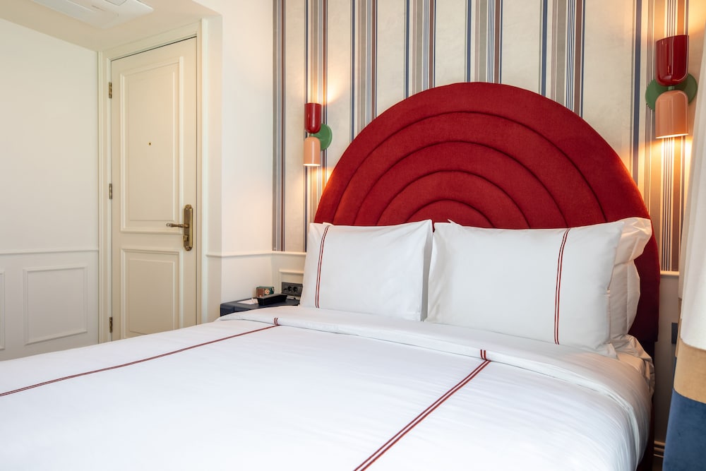 Khai Hotel Karakoy 47/60