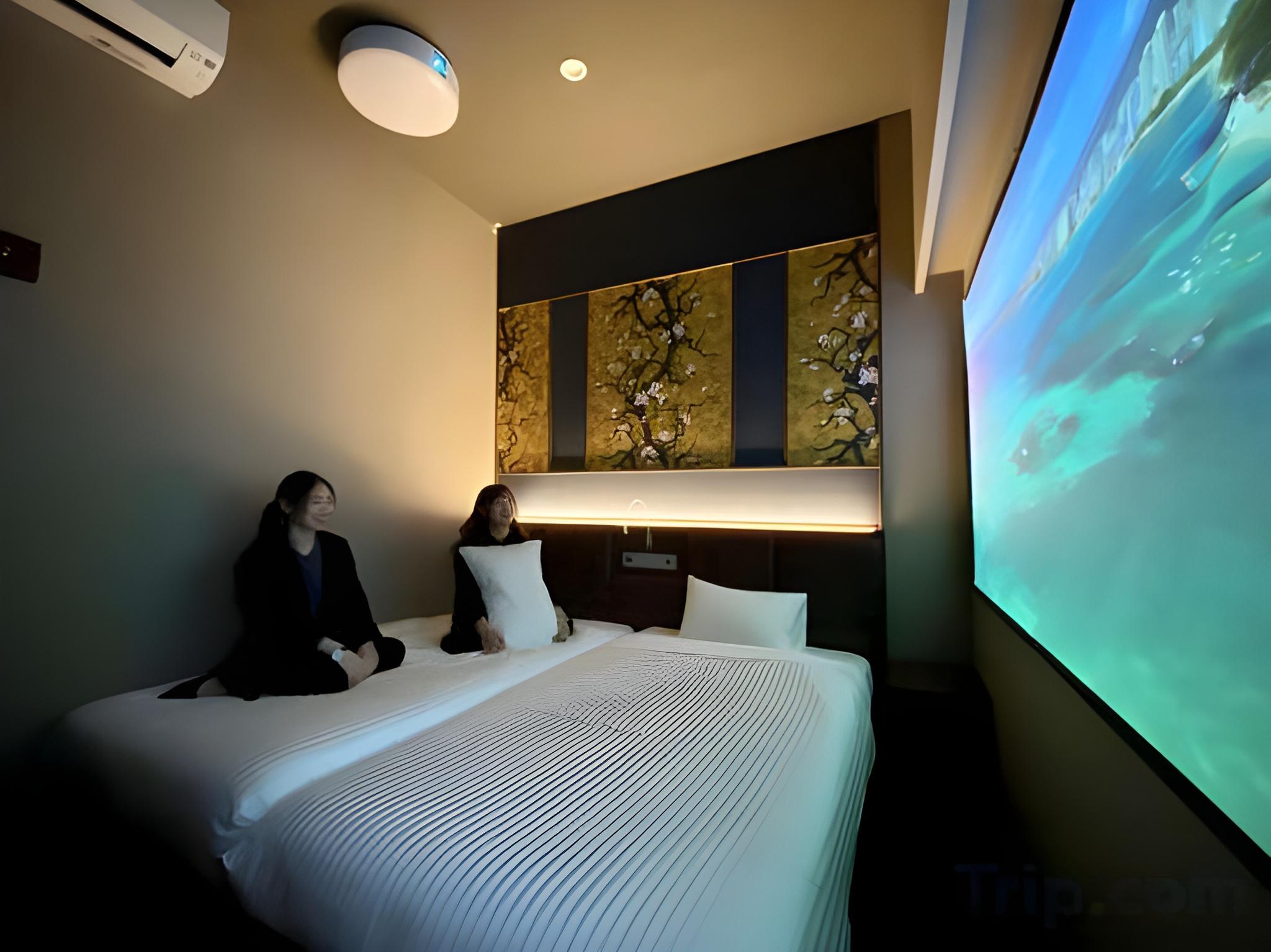 Hollywood, Theater, Twin Beds