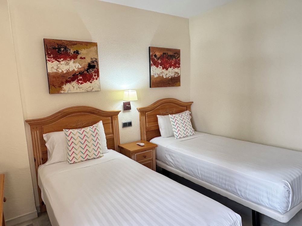 Macdonald Villacana Club Resort 18/77