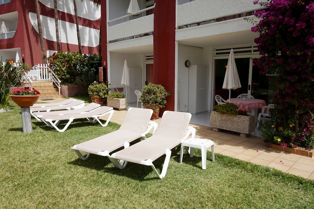 APARTAMENTOS ECUADOR 3/23