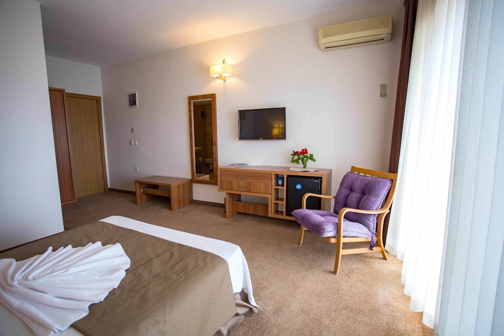Melis Otel 34/65
