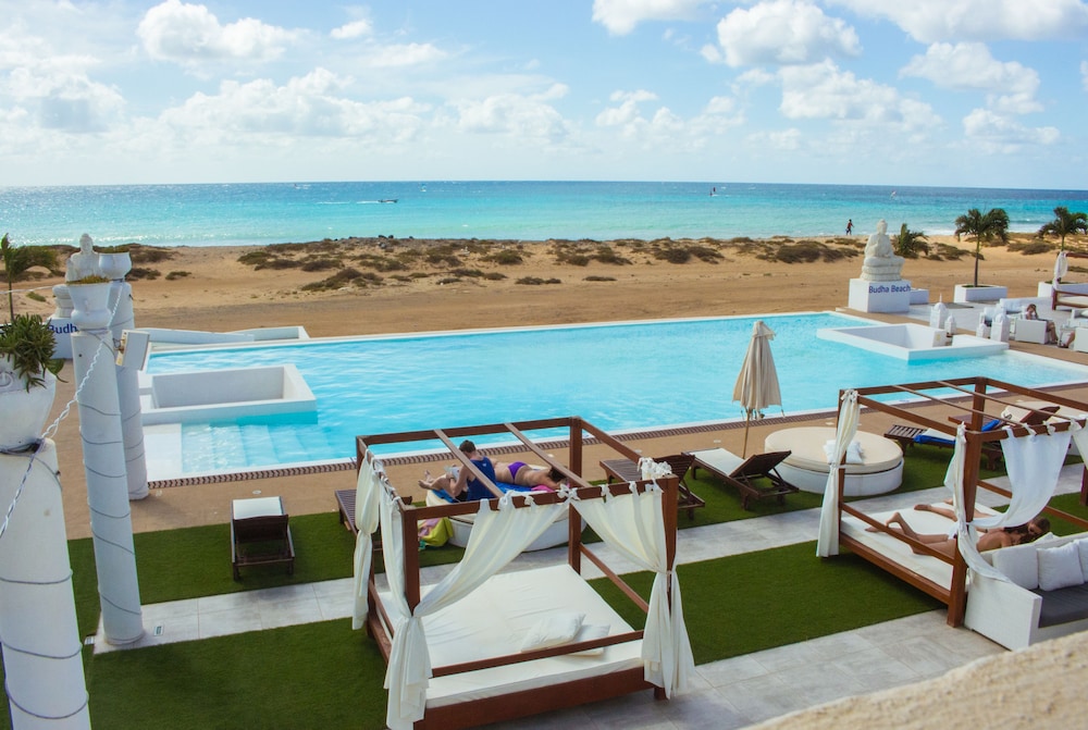 Hotel LIVVO Budha Beach 40/70