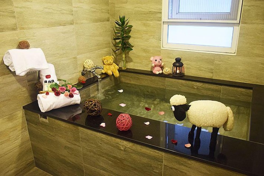 Jiaoxi Twenty-One Hotspring Bnb 48/49