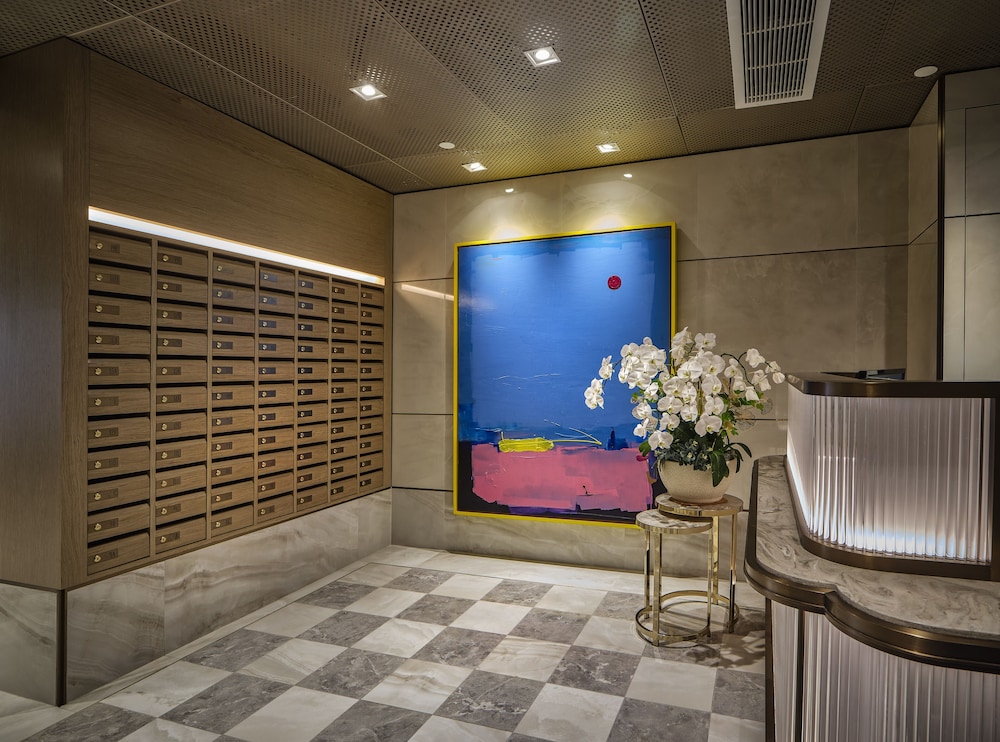 V Causeway Bay Hotel 20/35
