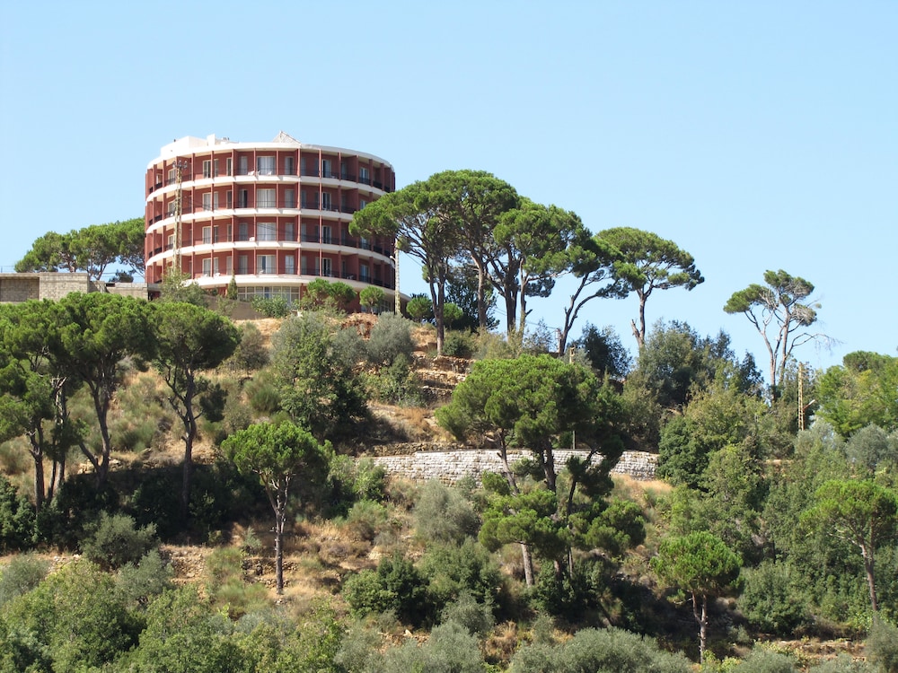 Douma Hotel 5/59