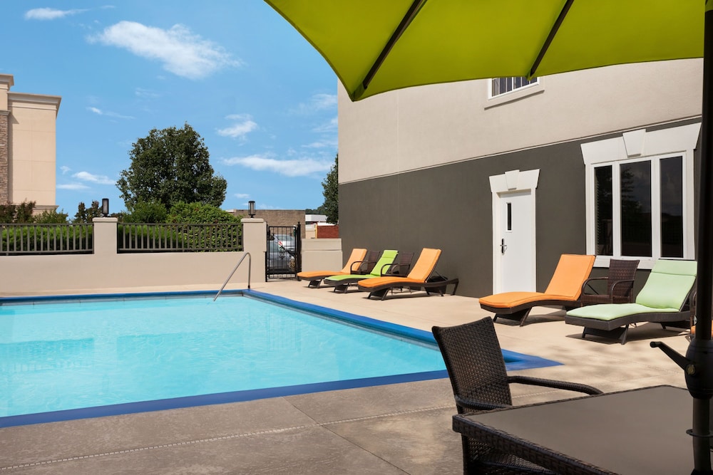 La Quinta Inn And Suites By Wyndham Cookeville 34/35