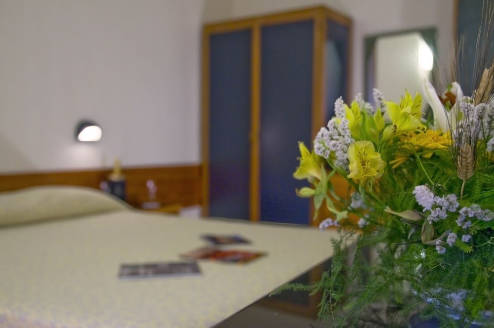 ITALIA CAGLIARI HOTEL 6/50