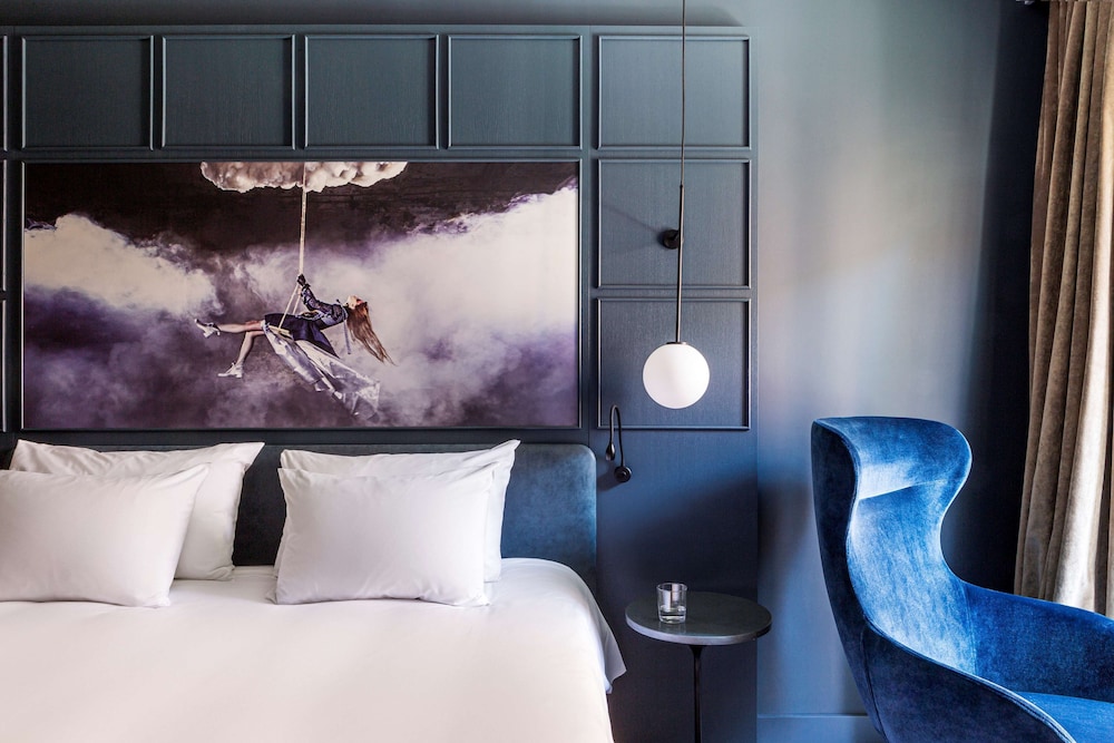 RADISSON BLU MADRID PRADO 26/74
