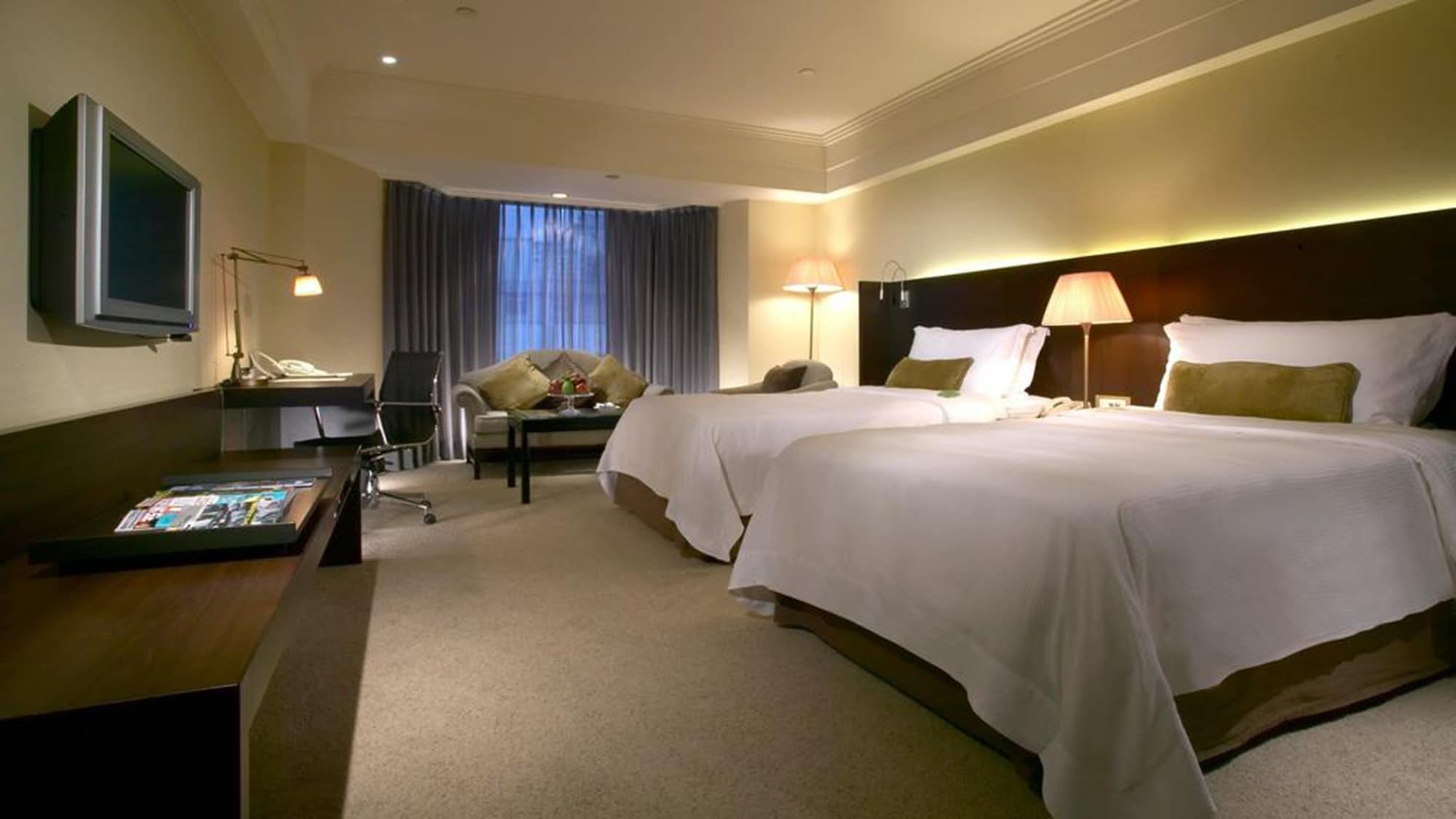 CLASSIC, TWIN BEDS