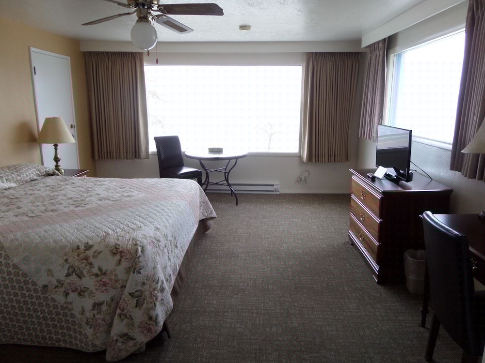 Americas Best Value Port Polson Inn 34/67
