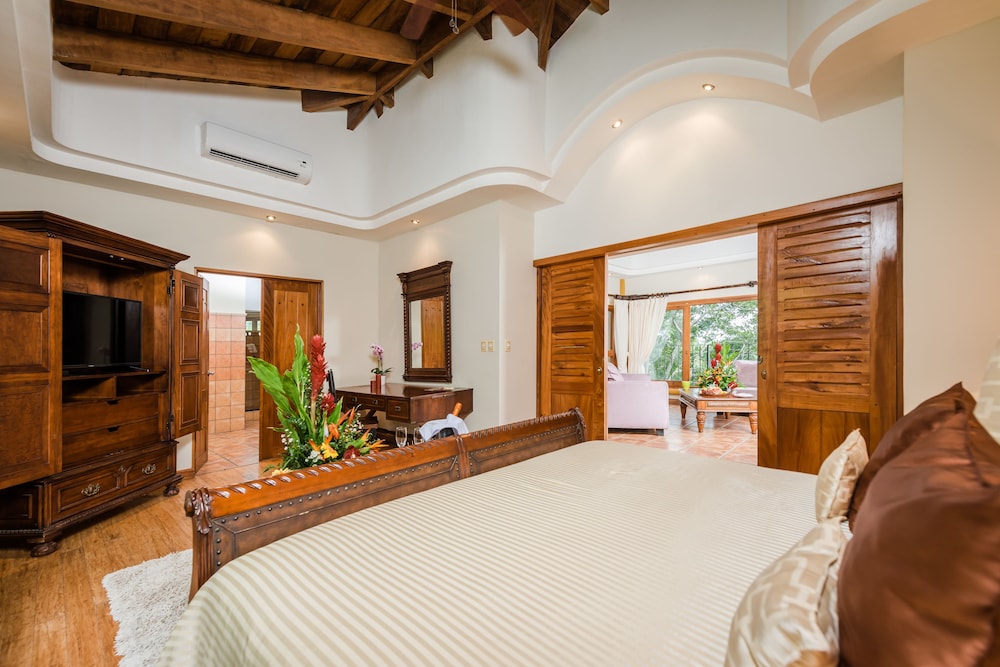 Borinquen Thermal Resort 15/50