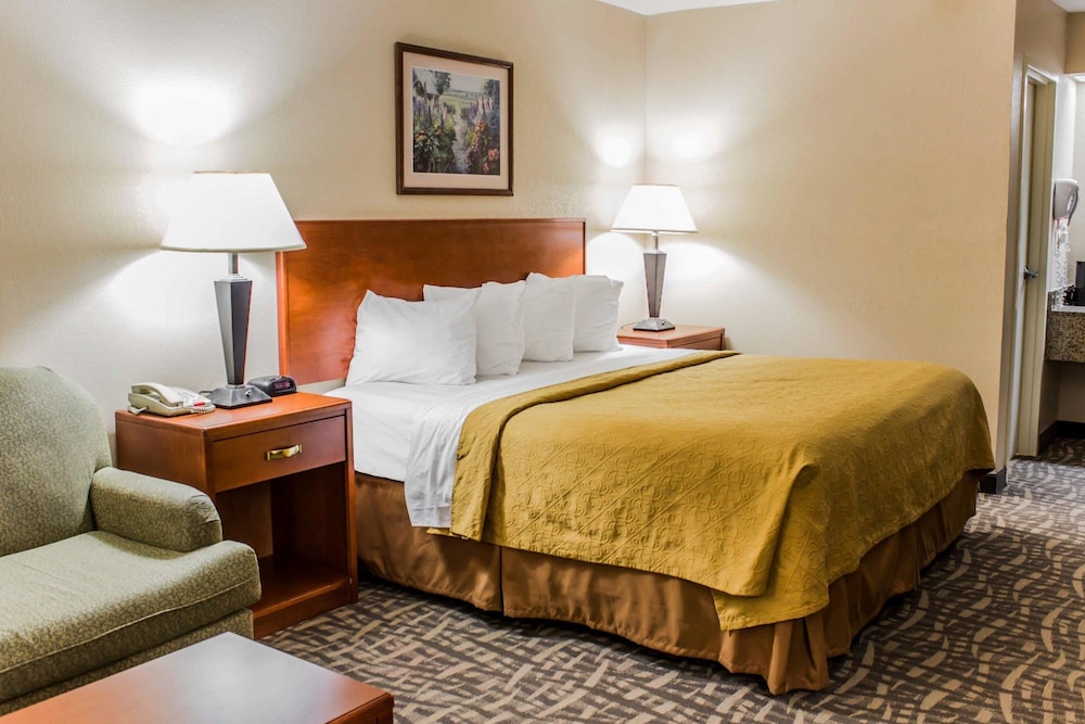 Quality Inn Kinston Hwy 70 13/33