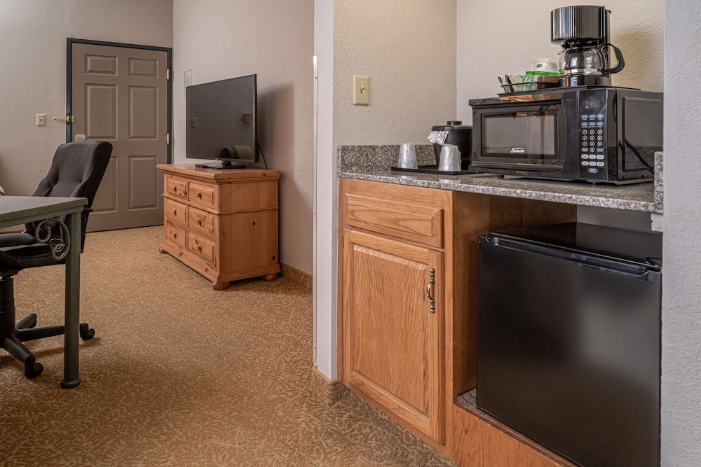 Country Inn and Suites By Radisson Beckley WV 34/65