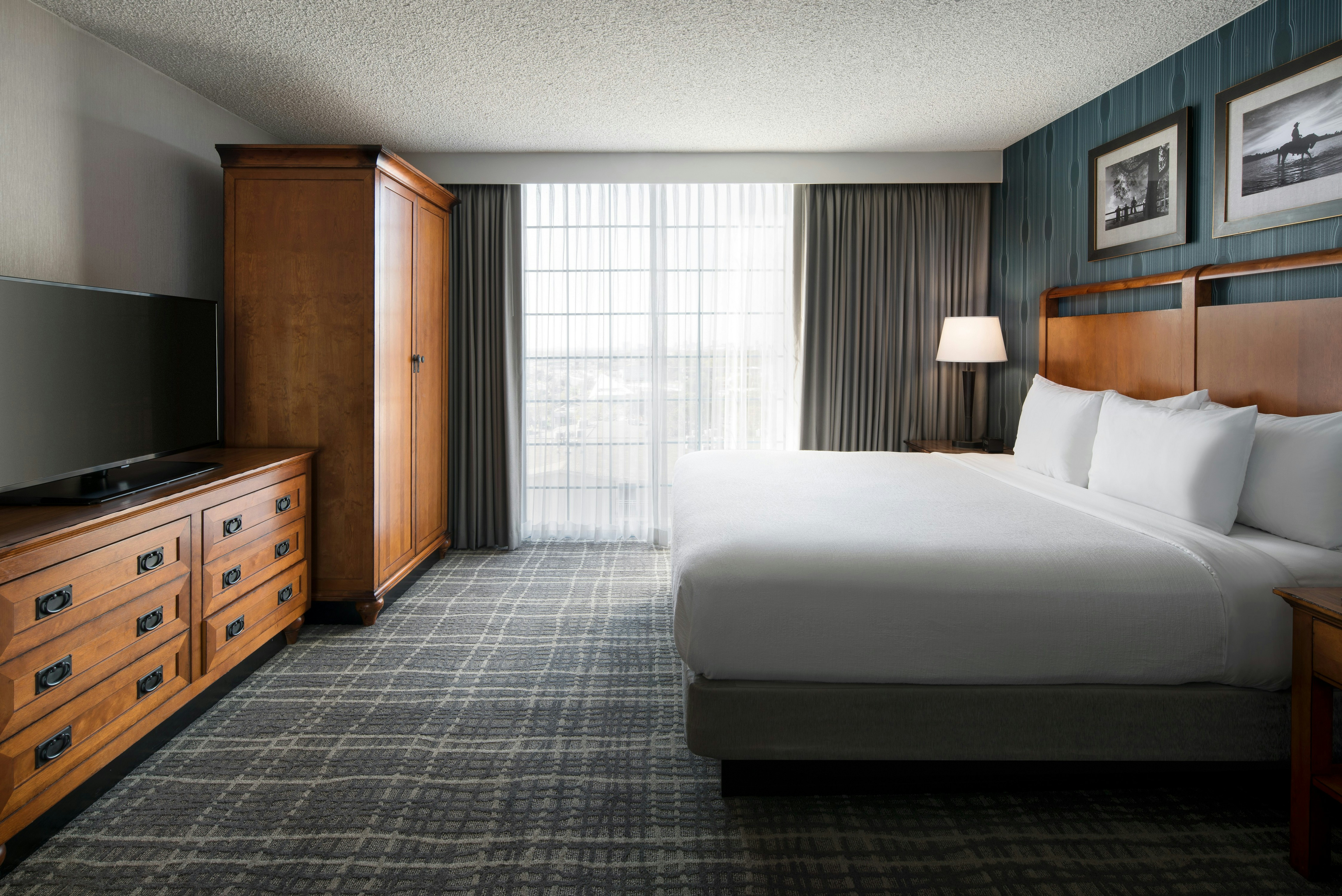 Embassy Suites Austin Central 10/67