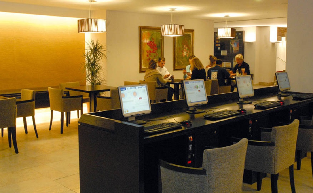 Beach Club Font de Sa Cala 19/27